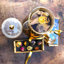 Load image into Gallery viewer, Flowering Tea Seven Pack - Black Pu'erh Tea